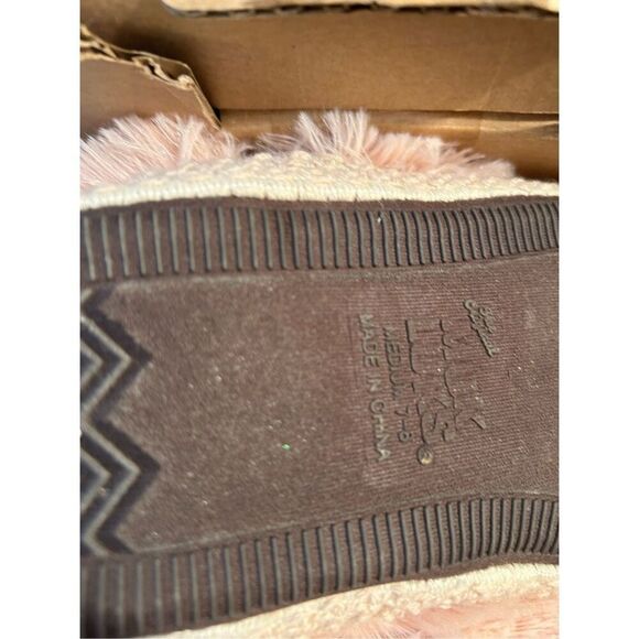 Muk luks soft pink ankle bootie slippers m 7-8 - Picture 6 of 7